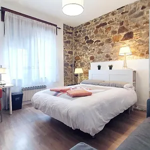 2. Habitación Doble A 8 Km De Bilbao. Baño Compartido Habitación en casa particular